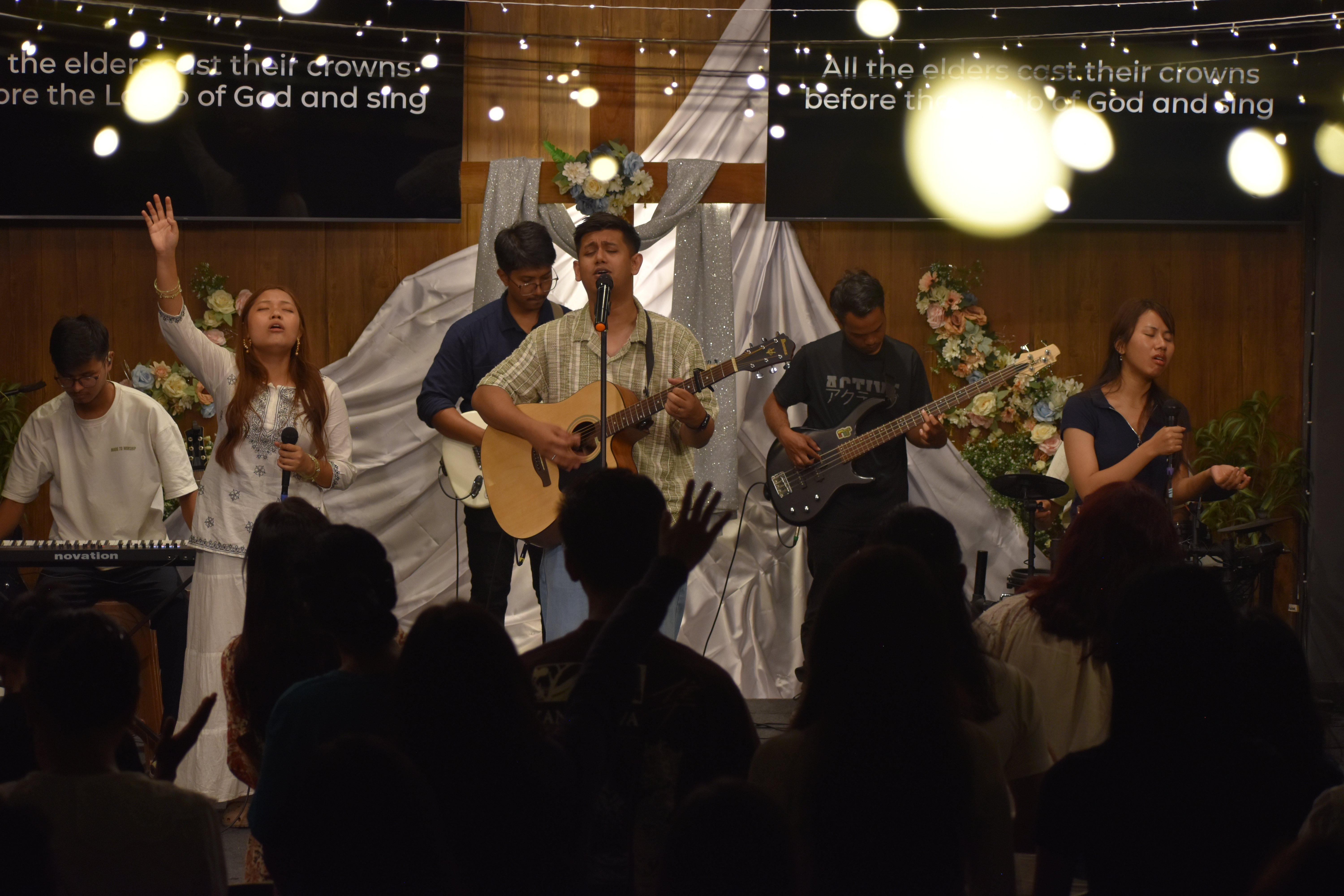 AAKHIKH church family