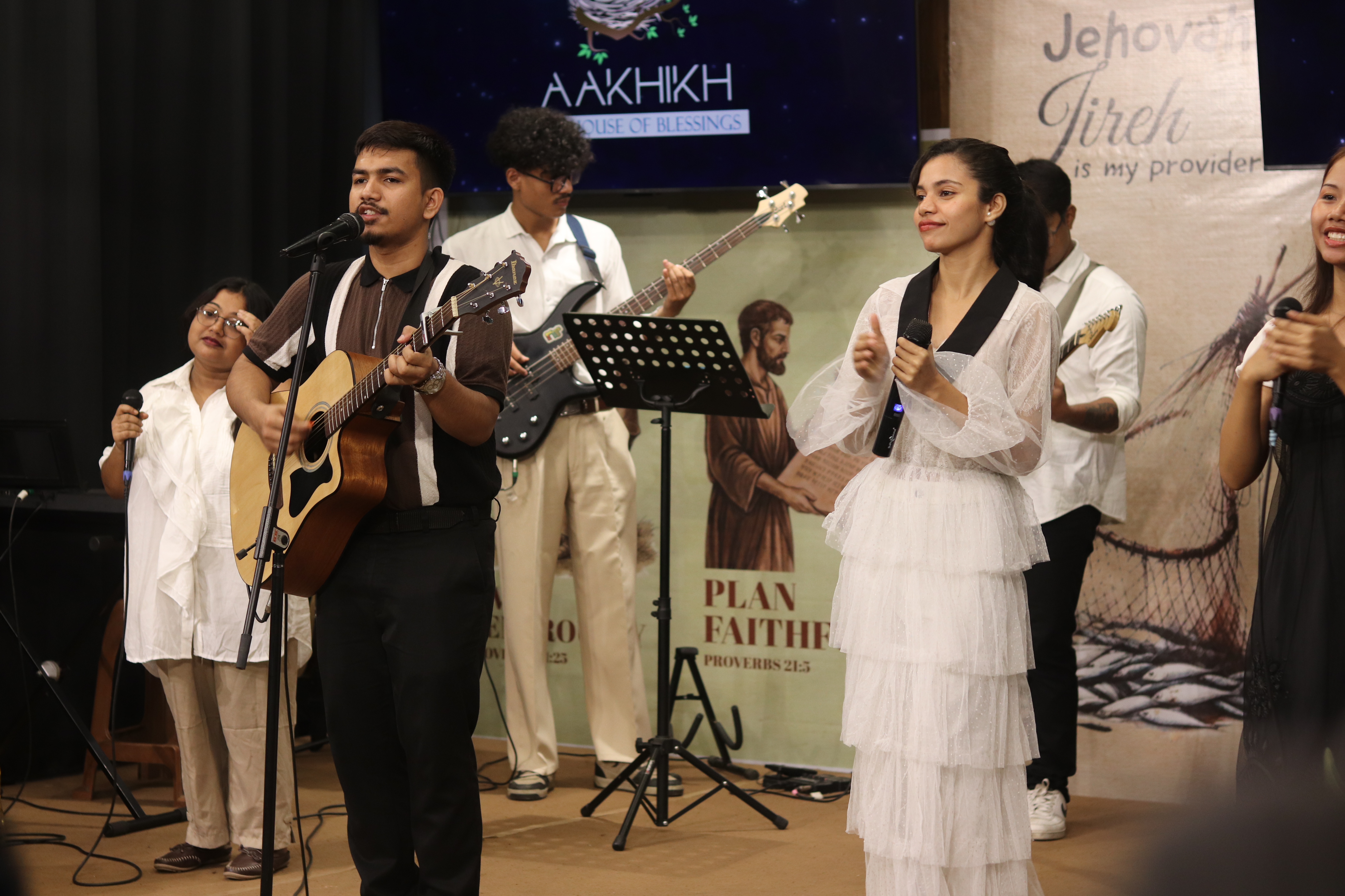 Congregation gathered at AAKHIKH