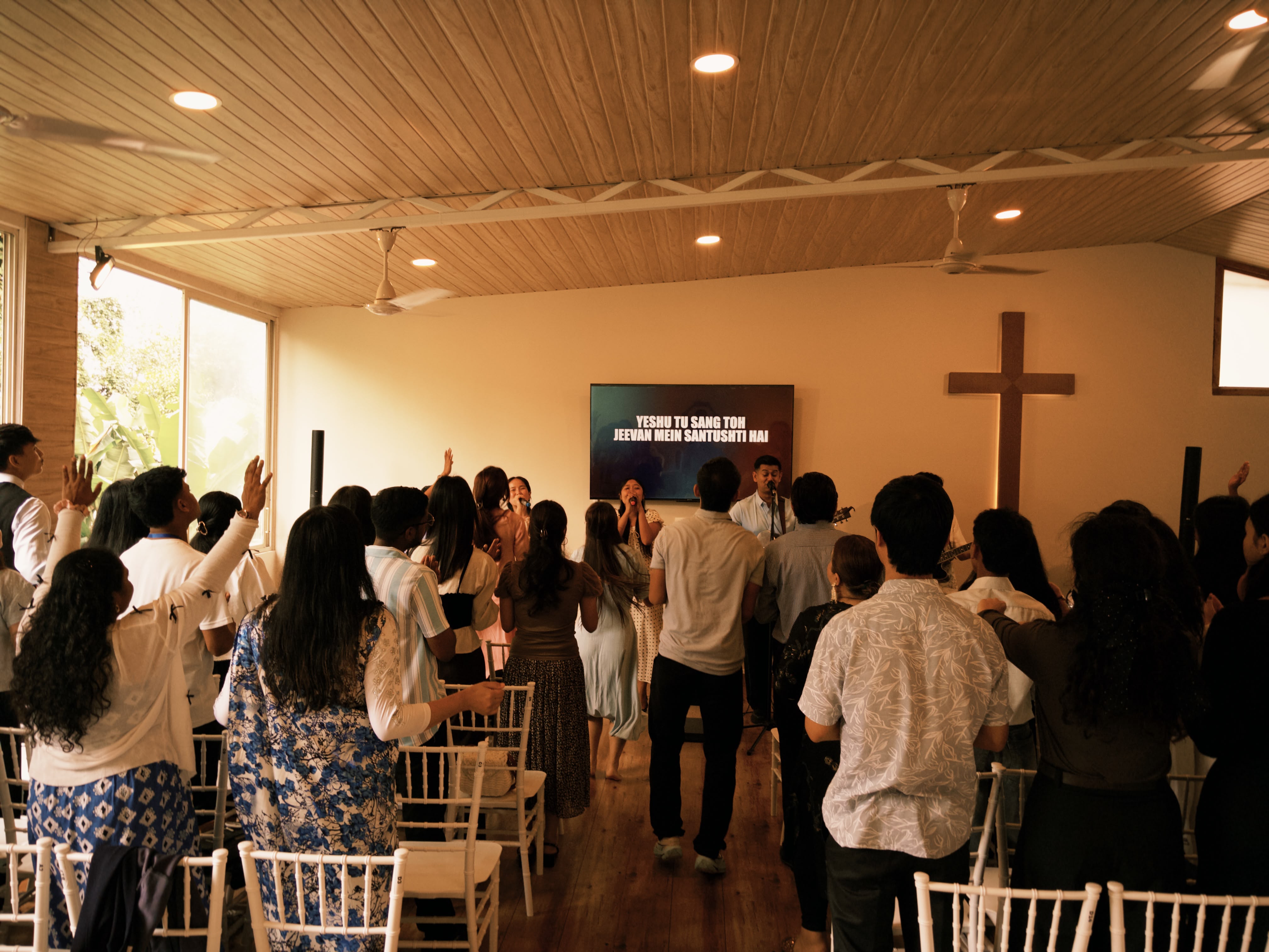 AAKHIKH worship team